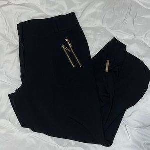 Cache Black Capri dressy Bottoms